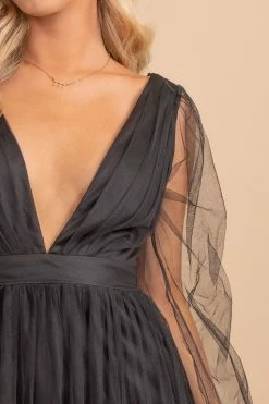 @Balance Give Me The Spotlight Maxi Dress -bella ella boutique shop 1 022cb3bf 7301 4854 9b8f b994fae2f551 5000x