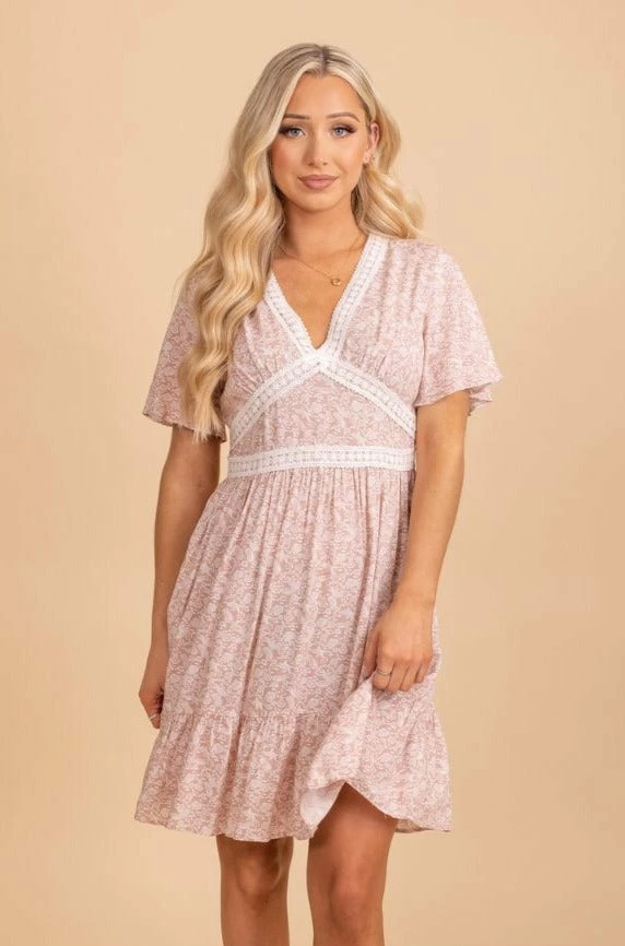 Wholesale Fashion Trends Give Your Love Floral Mini Dress 3 Wholesale Fashion Trends Give Your Love Floral Mini Dress