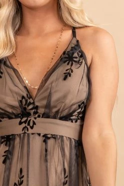 IRIS Do It With Love Mesh Maxi Dress -bella ella boutique shop 4 757dc376 501d 4576 9dcd db2fe3fd6052 5000x