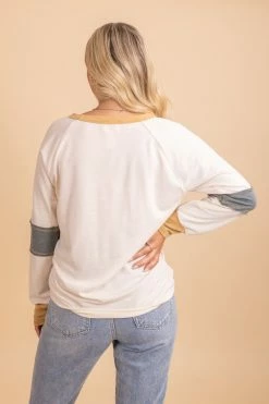 Bibi Be A Light Color Block Long Sleeve Top -bella ella boutique shop 8 122003b5 d924 4e70 b5a7 ee17d3306c5e 5000x
