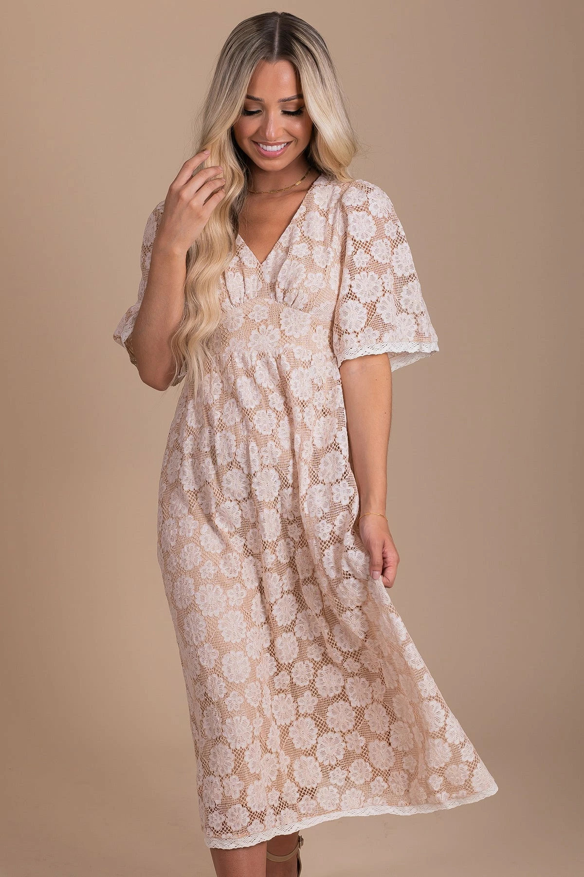 Listicle She's So Gorgeous Midi Dress 3 Listicle She's So Gorgeous Midi Dress