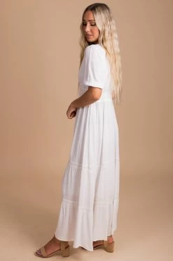 Listicle Be A Wildflower Maxi Dress - White -bella ella boutique shop BELLAELLA 5.20.21 3781 5000x