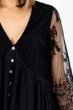 Polagram Can't Say Goodnight Mini Dress -bella ella boutique shop Can t Say Goodnight Black Dress Detail 5000x