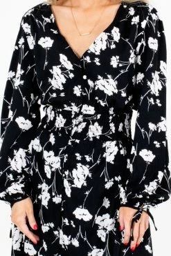 Very J Endless Enchantment Floral Midi Dress 12 Very J Endless Enchantment Floral Midi Dress -bella ella boutique shop EndlessEnchantmentBlackDressDetail 5000x