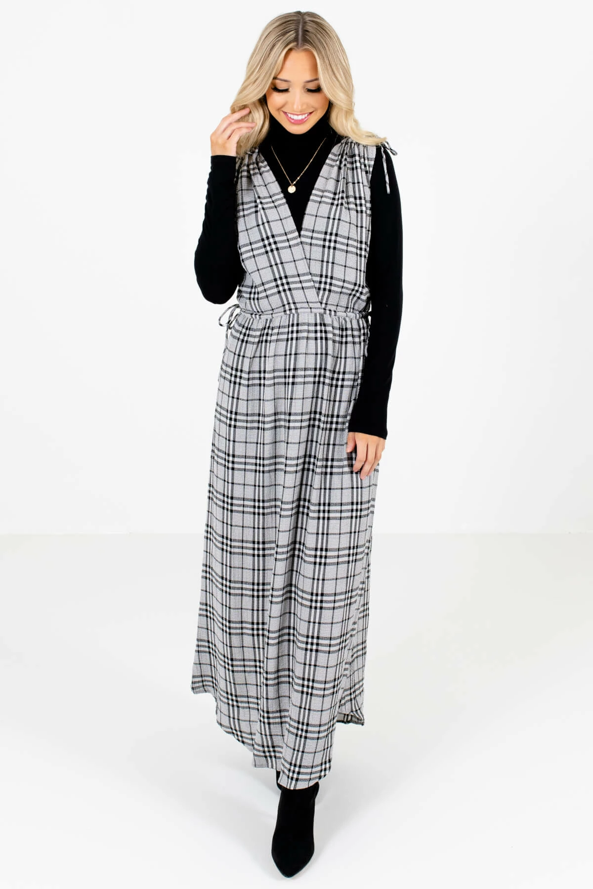 Bella Ella Boutique Fifth Avenue Gray Plaid Maxi Dress 9 Bella Ella Boutique Fifth Avenue Gray Plaid Maxi Dress - Image 7