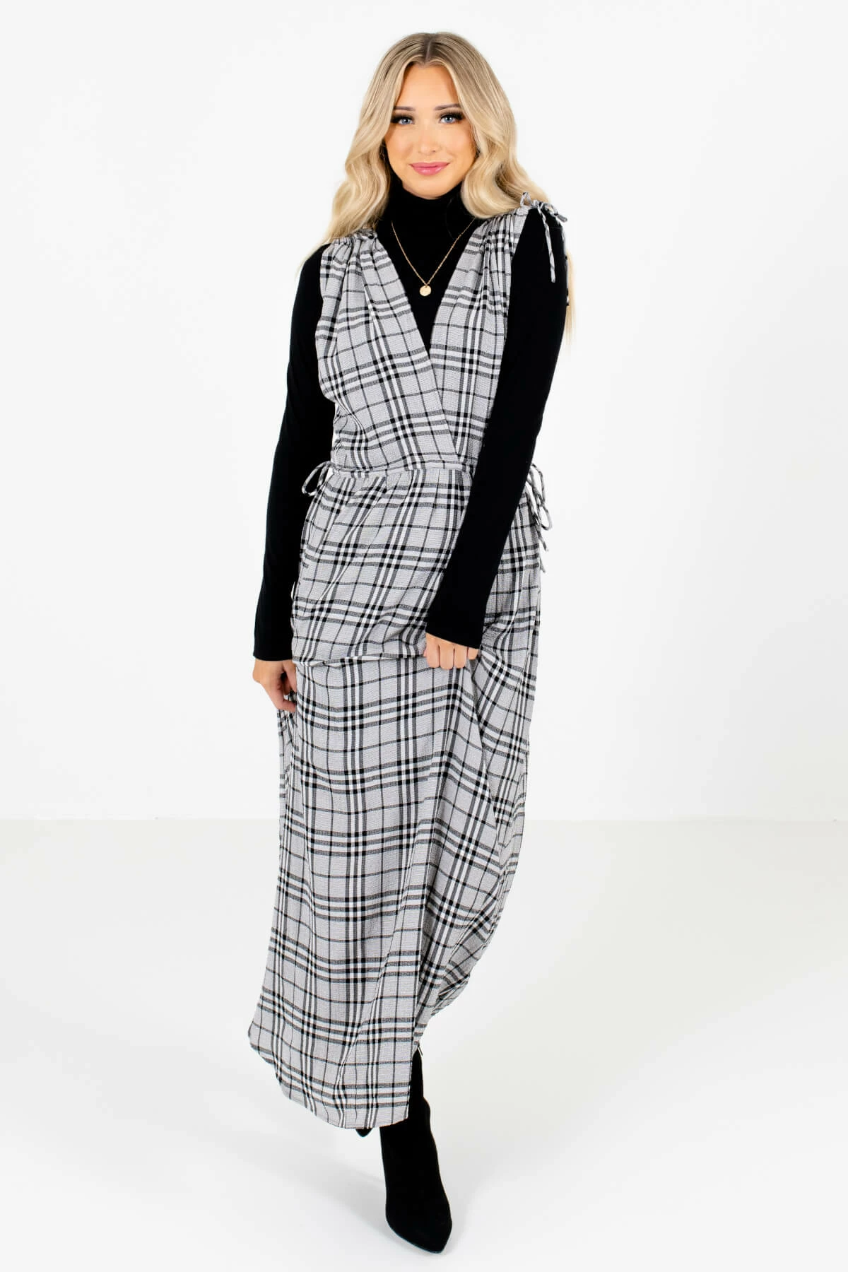 Bella Ella Boutique Fifth Avenue Gray Plaid Maxi Dress 8 Bella Ella Boutique Fifth Avenue Gray Plaid Maxi Dress - Image 6