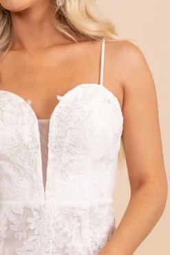 Maniju Give Your Heart Lace Maxi Dress -bella ella boutique shop GiveYourHeartLaceMaxiDress Detail 5000x