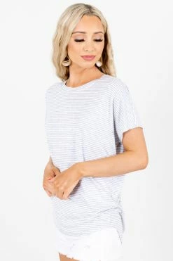 Cielo It's Go Time Patterned Top -bella ella boutique shop It sGoTimeGrayTopSide 5000x