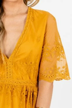 Bella Ella Boutique Light My Fire Mustard Lace Mini Dress -bella ella boutique shop Light My Fire Mustard Dress Detail 5000x