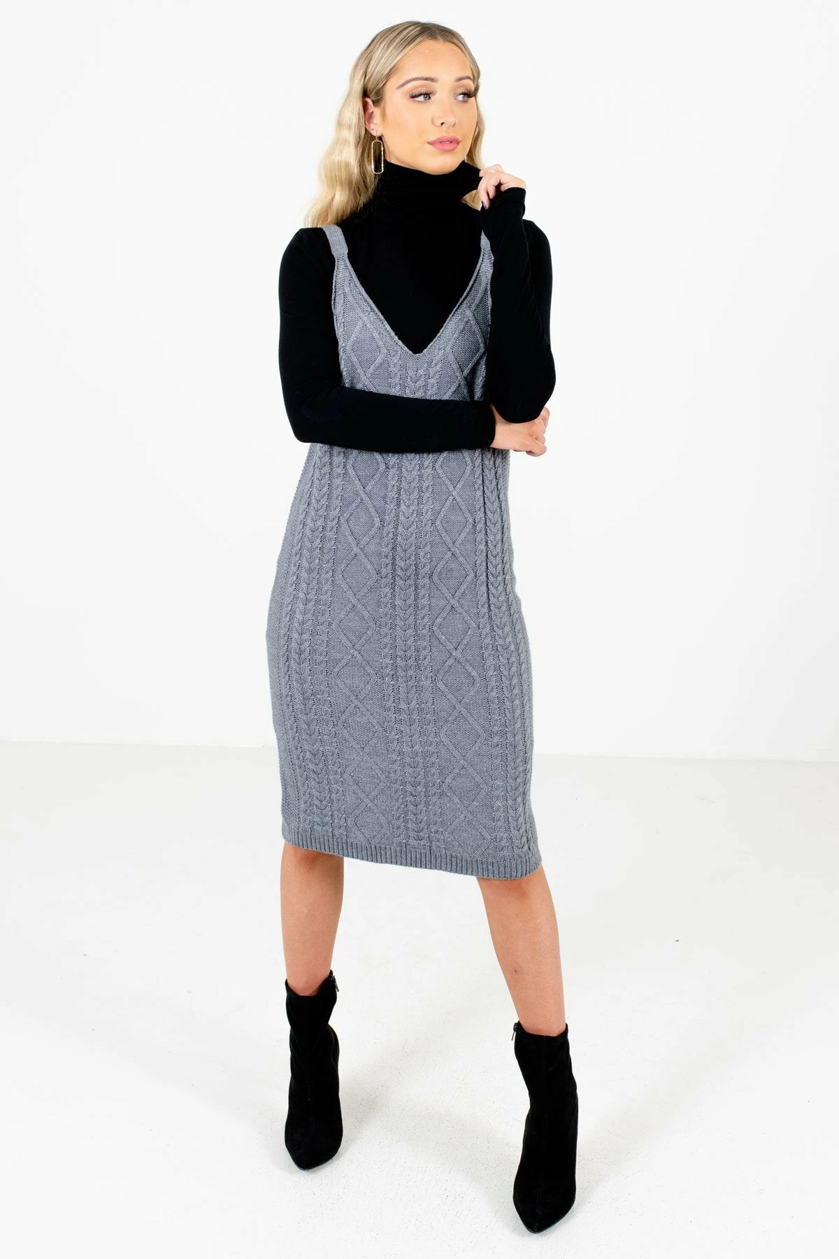 Bella Ella Boutique New Perspective Gray Knee-Length Dress 6 Bella Ella Boutique New Perspective Gray Knee-Length Dress - Image 4