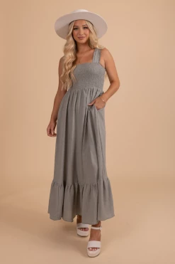 Listicle Whimsical Love Tiered Maxi Dress -bella ella boutique shop WhimsicalLoveTieredMaxiDress Front 5000x