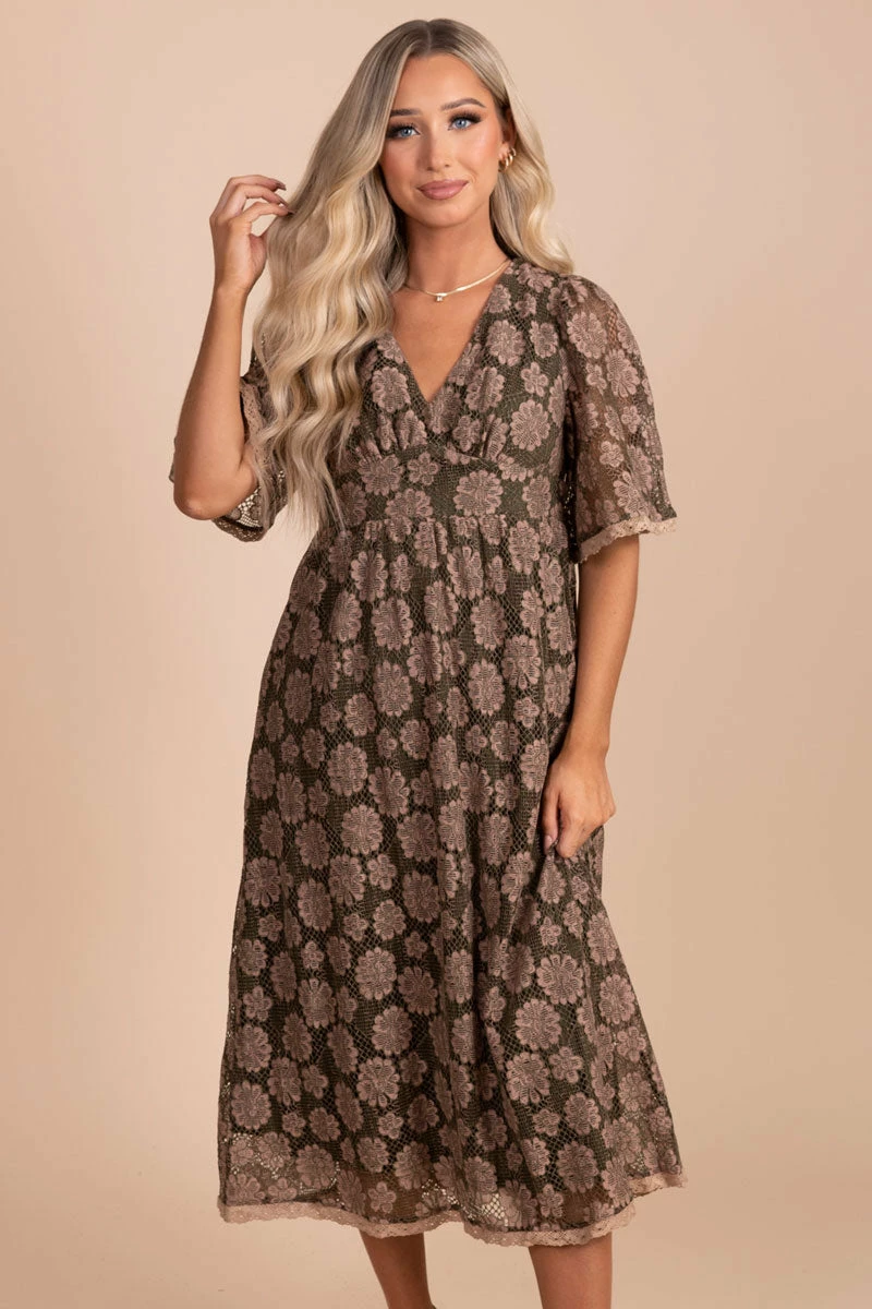 Listicle She's So Gorgeous Midi Dress 9 Listicle She's So Gorgeous Midi Dress - Image 7