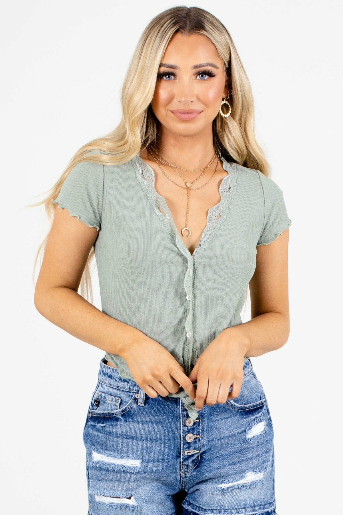 Heart & Hips Make Me Smile Button-Up Top 7 Heart & Hips Make Me Smile Button-Up Top - Image 5