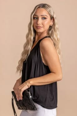 Zenana Hello Sunshine Halter Tank Top -bella ella boutique shop oatmeal 1 9581e311 0679 43da a65b 7dabf17b78f2 5000x