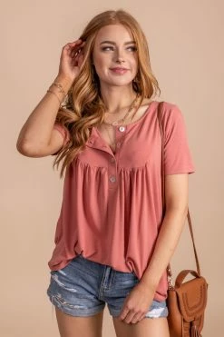 Zenana A New Day Pleated Top -bella ella boutique shop oatmeal 4 d7dccdf3 ec20 4d20 9447 00ca4af4e4ac 5000x