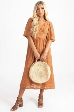 Listicle She's So Gorgeous Midi Dress 41 Listicle She's So Gorgeous Midi Dress -bella ella boutique shop orange front 2 5000x