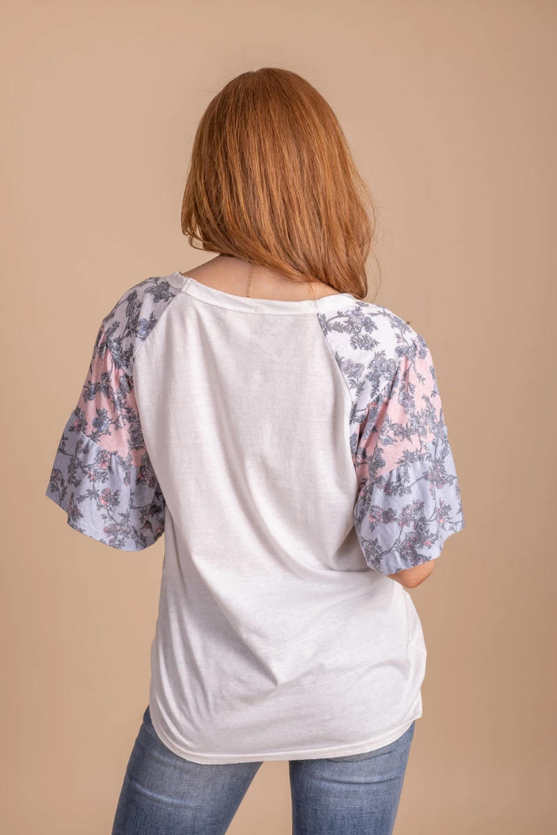 Bibi Outside The Limits Floral Sleeve Top 4 Bibi Outside The Limits Floral Sleeve Top - Image 2