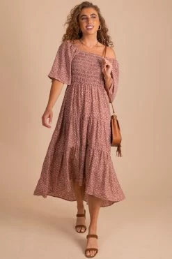 Polagram Oakley Floral Tiered Midi Dress 15 Polagram Oakley Floral Tiered Midi Dress -bella ella boutique shop pink front 59373485 b37b 4aca 8bff 4b3a5657c25f 5000x