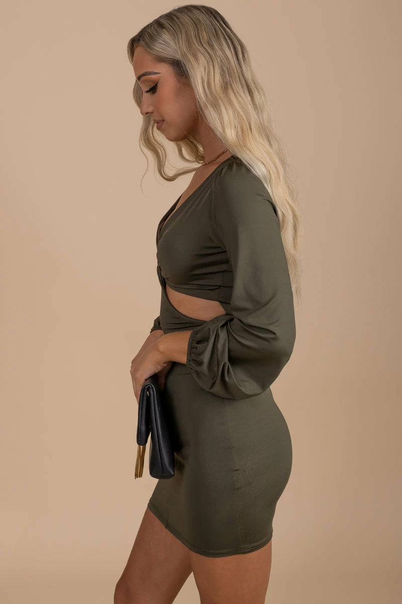 HOT CHOCOLATE The City Never Sleeps Cut-Out Mini Dress - Green 4 HOT CHOCOLATE The City Never Sleeps Cut-Out Mini Dress - Green - Image 2