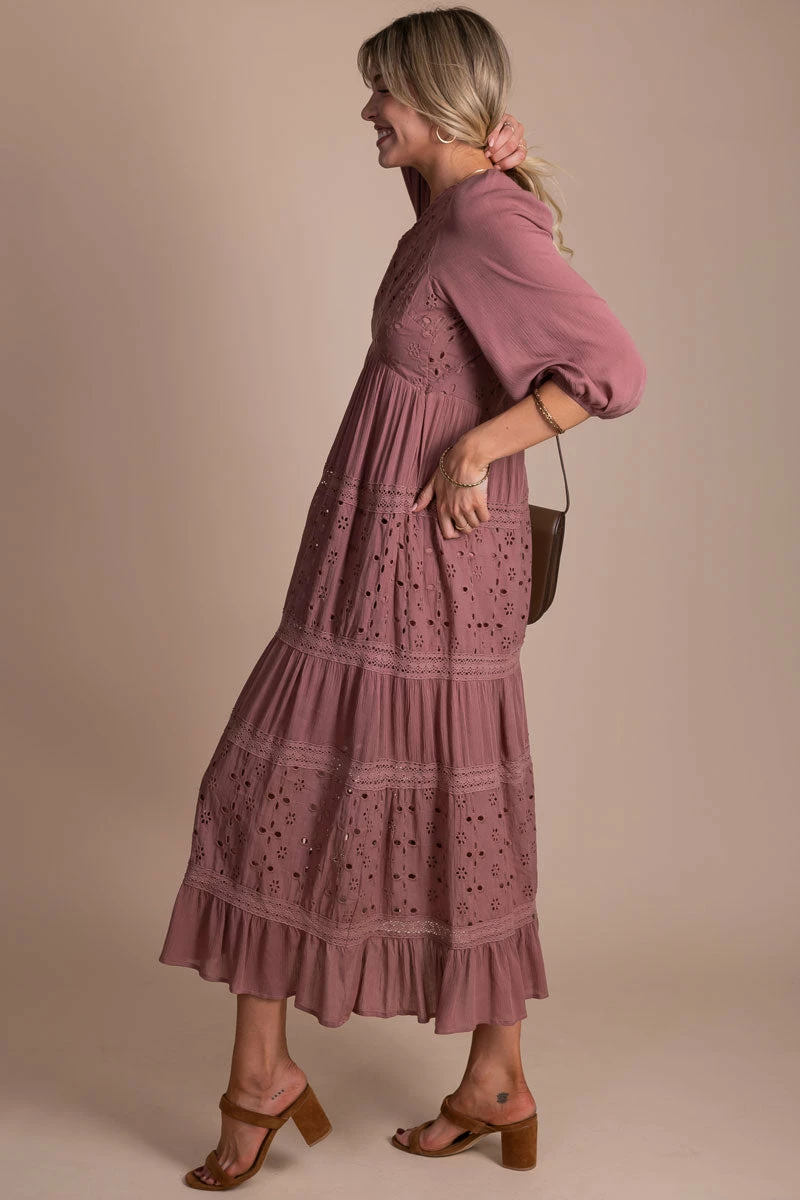 Listicle Make It Count Eyelet Detail Maxi Dress 6 Listicle Make It Count Eyelet Detail Maxi Dress - Image 4