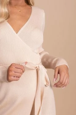 Mainstrip Night At The Met Long Sleeve Mini Dress -bella ella boutique shop white detail 52777dd7 7016 427d 8678 d1a919937fca 5000x